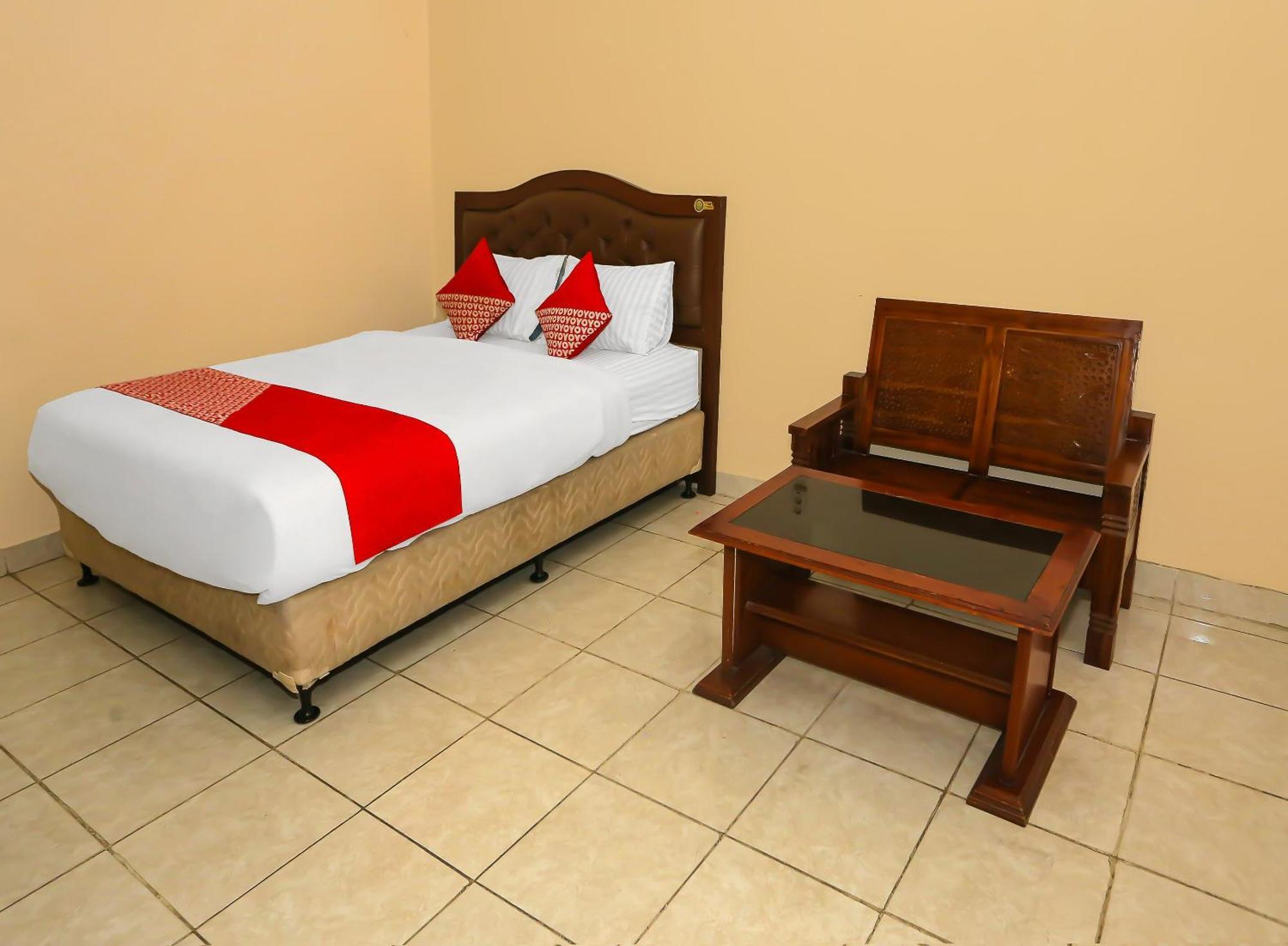 Super Oyo 3978 Hotel Danau Indah Bekasi Exteriér fotografie