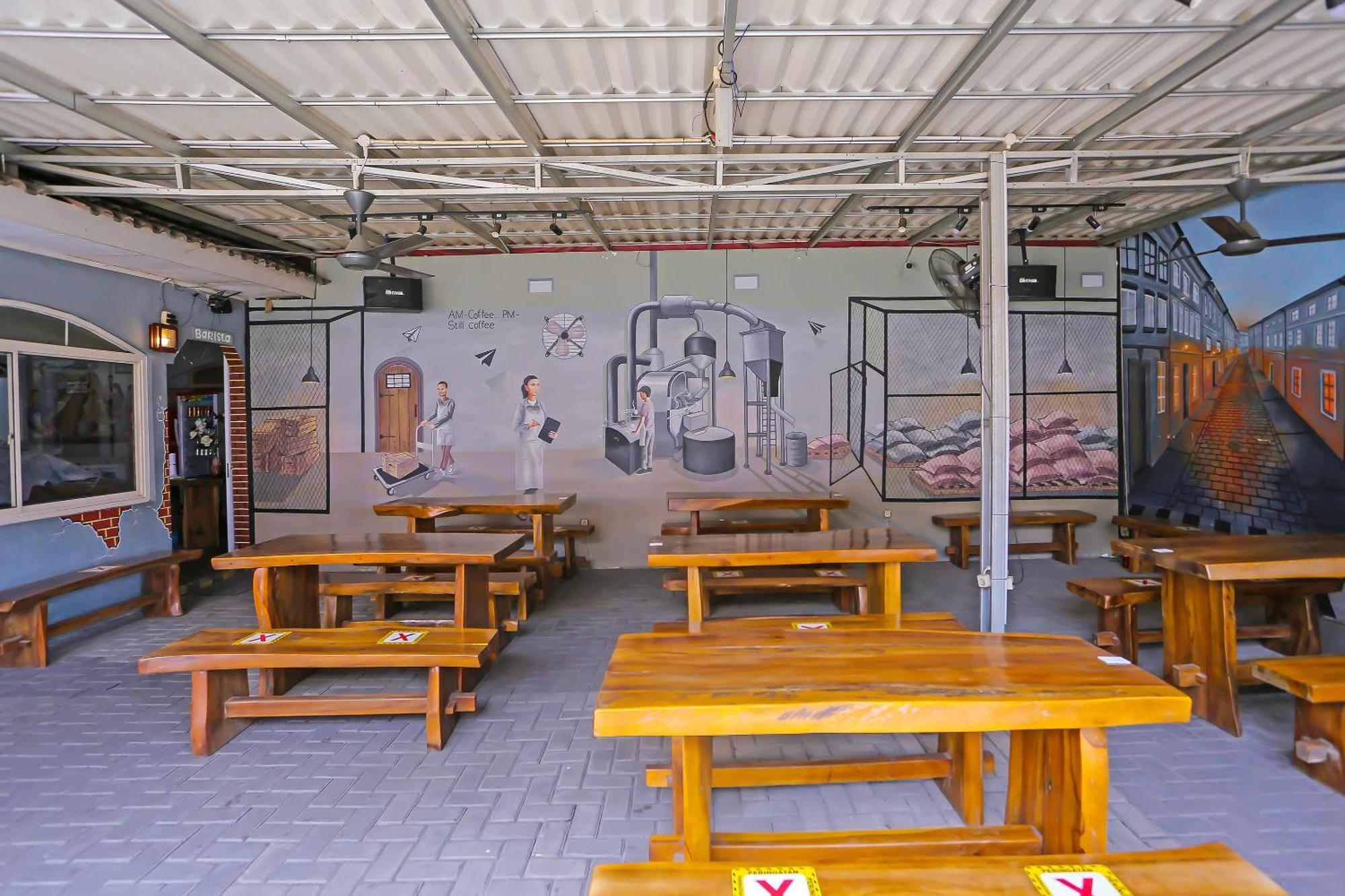 Super Oyo 3978 Hotel Danau Indah Bekasi Exteriér fotografie